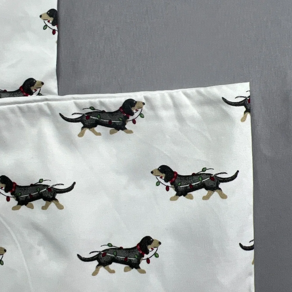 Set Of 2 Kensie Home Standard Pillow Sham White Dachshund Dogs Printed 20
